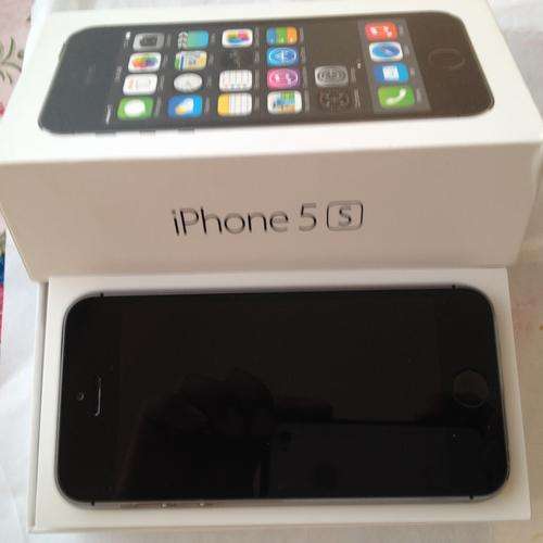 apple iphone 5s 16 GB ''still in box''